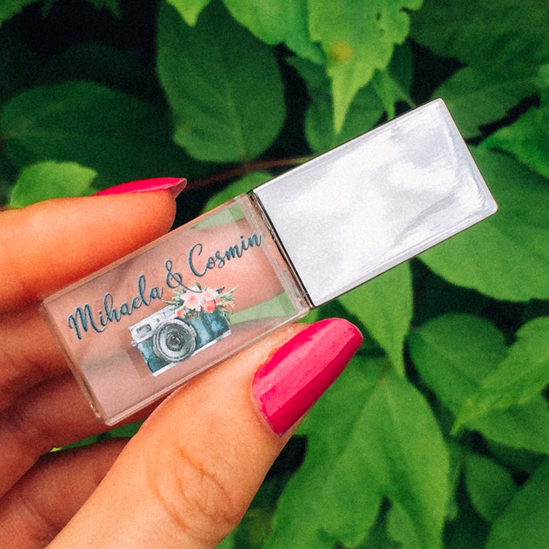 stick gri personalizat