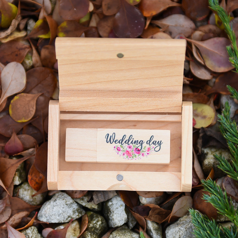 cutie pentru nunta cu stick usb