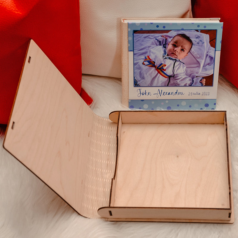 Cutie din lemn pentru album foto