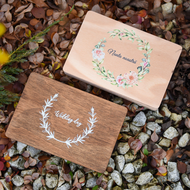 cutie din lemn pentru pozele de la nunta